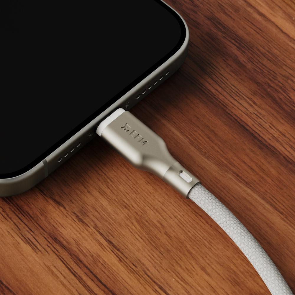 EFM USB-C to USB-C 140W Pro Power and Data Cable - With Aramid Fibre Reinforcement 2M