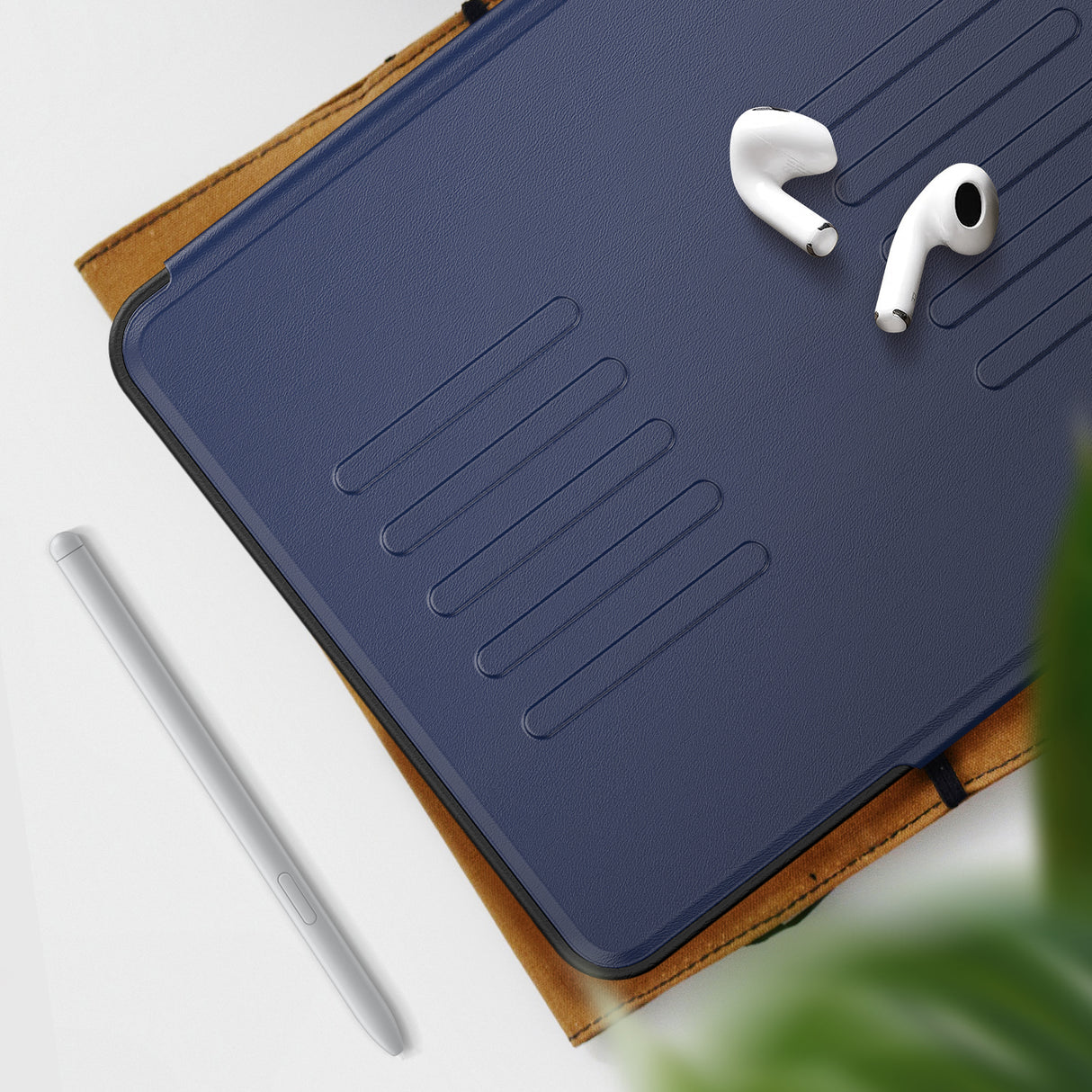 iPad 10.9 (10th) 2022 Business Book Smart Case